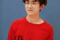 易烊千玺娱乐吃瓜,幕后故事与精彩瞬间